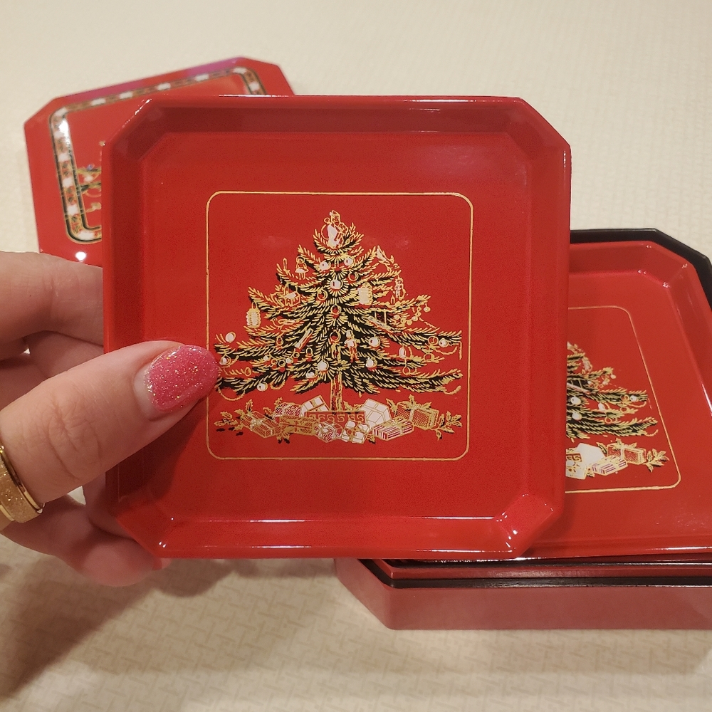 Vintage Laquerware Christmas Tree Coasters by Toyo, Japan🎄🎄🎄
